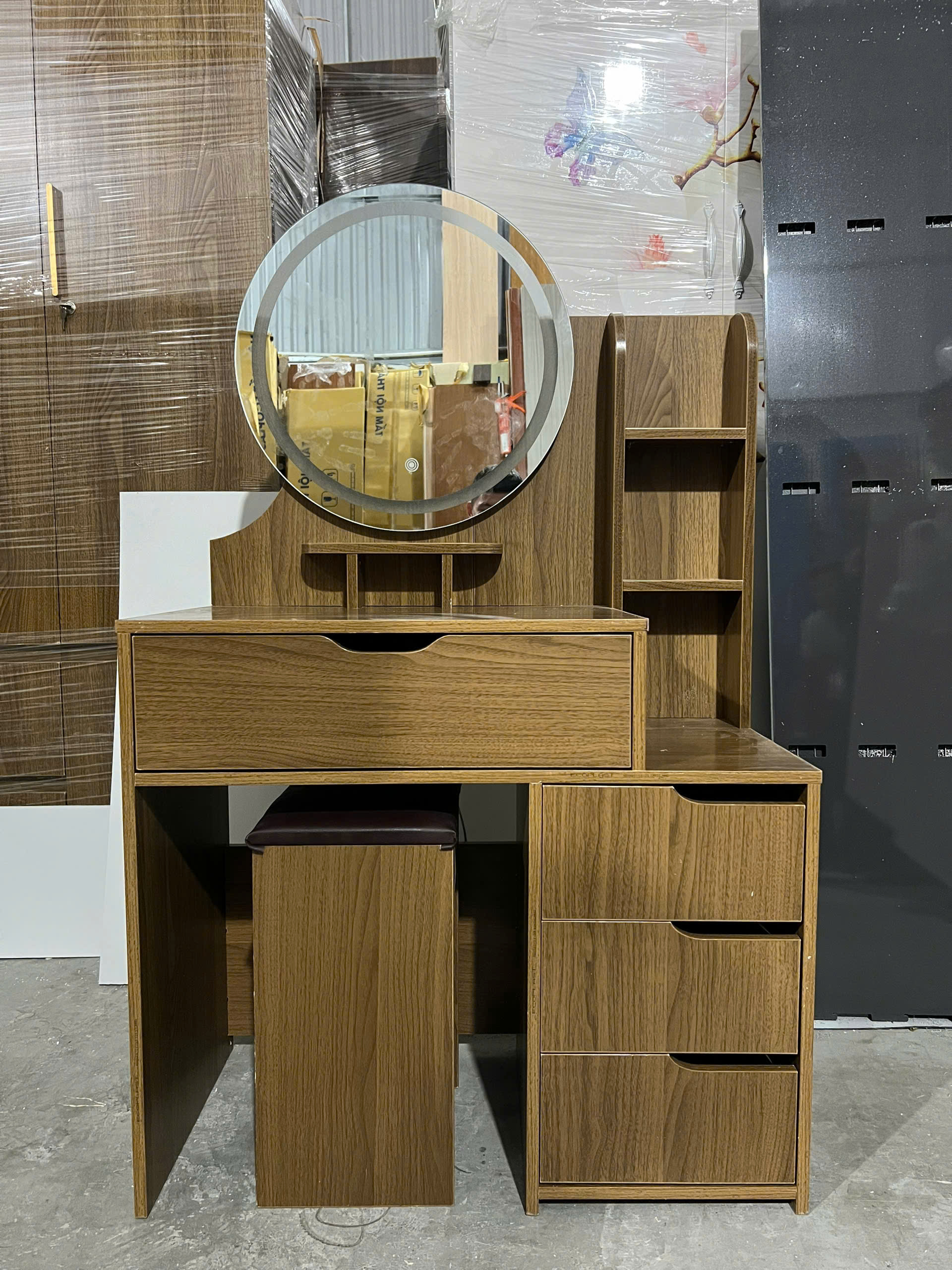 Bàn Trang Điểm Nhựa giả Gỗ 3 Bàn Trang Điểm Nhựa giả Gỗ - Ảnh 3
