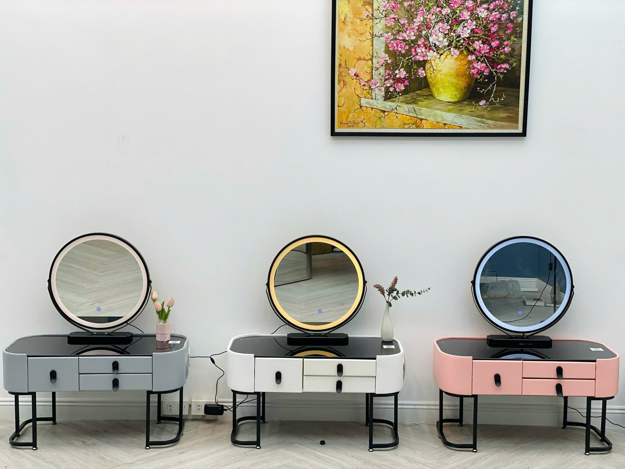 Bàn Phấn Dạng bệt nhập khẩu 2 Bàn Phấn Dạng bệt nhập khẩu - Ảnh 2